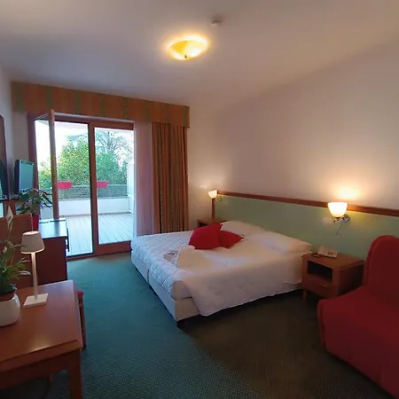 Hotel Il Guscio Grado Exterior photo
